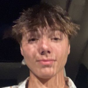 Meet your Posher, Logan